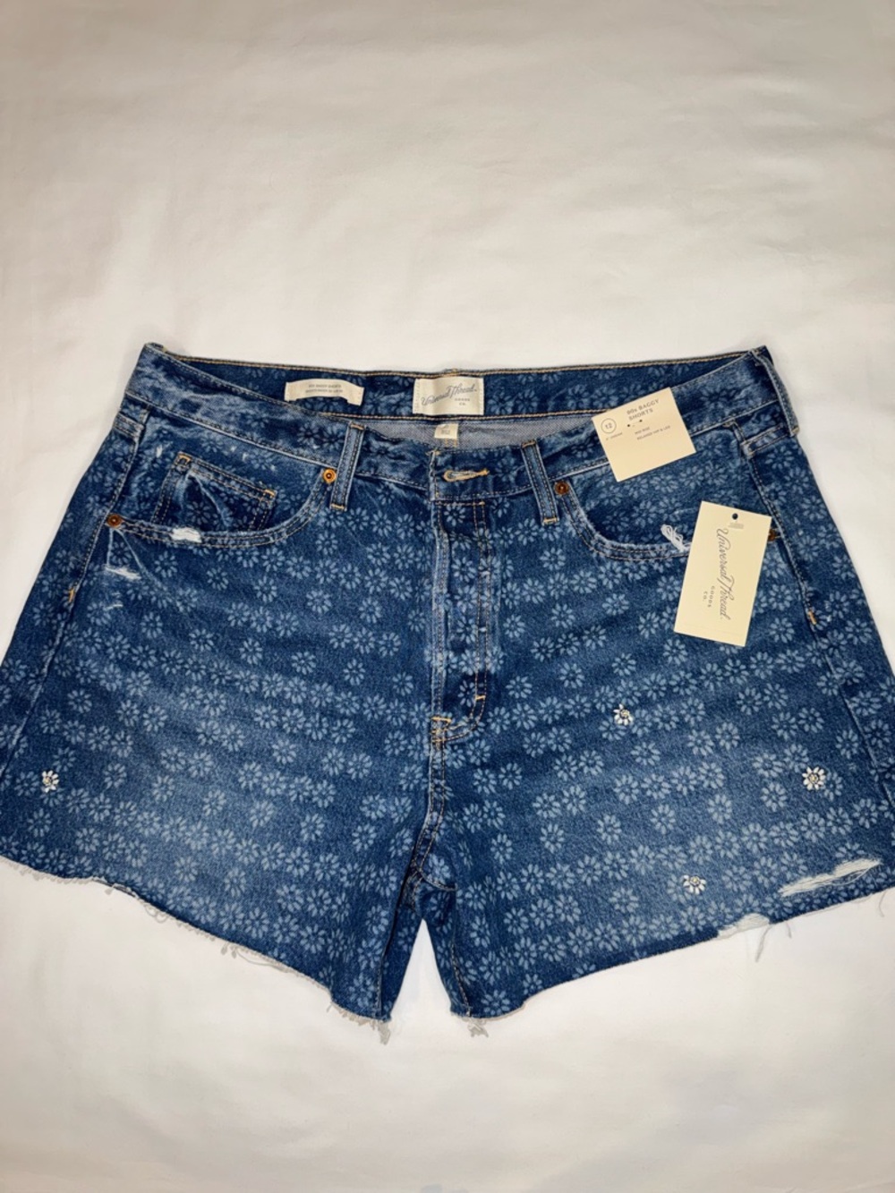 Universal Thread Blue Floral-Print Denim Shorts